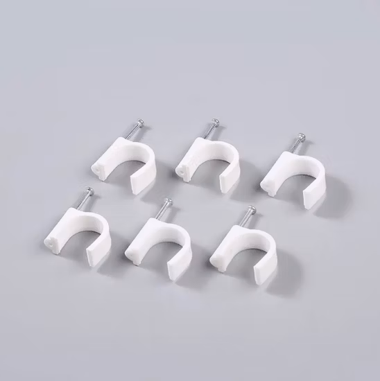 Clip resistente a 4 fori, tipi da 27 mm con copertura interamente in plastica